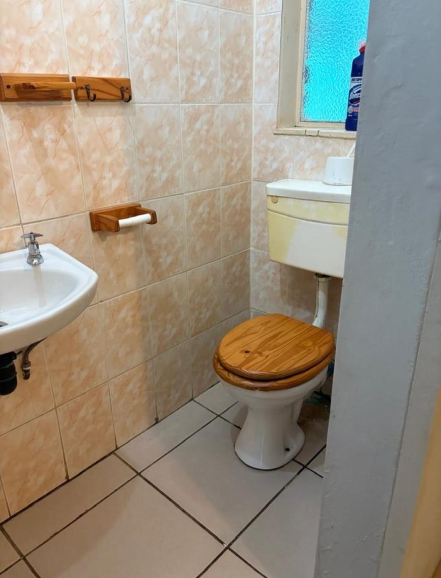5 Bedroom Property for Sale in Carters Glen Northern Cape